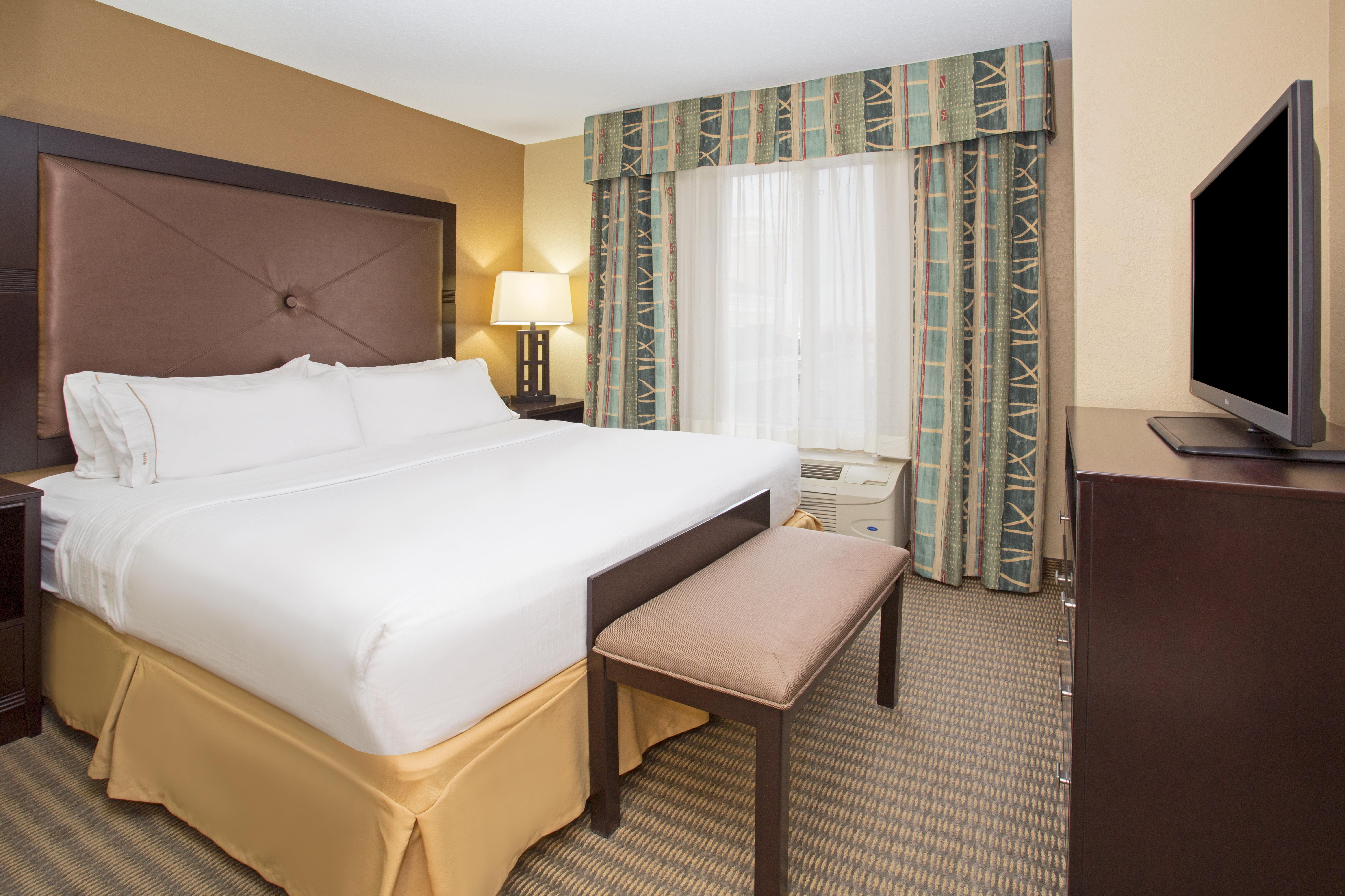 Holiday Inn Express Hotel & Suites Lexington By Ihg Exterior photo